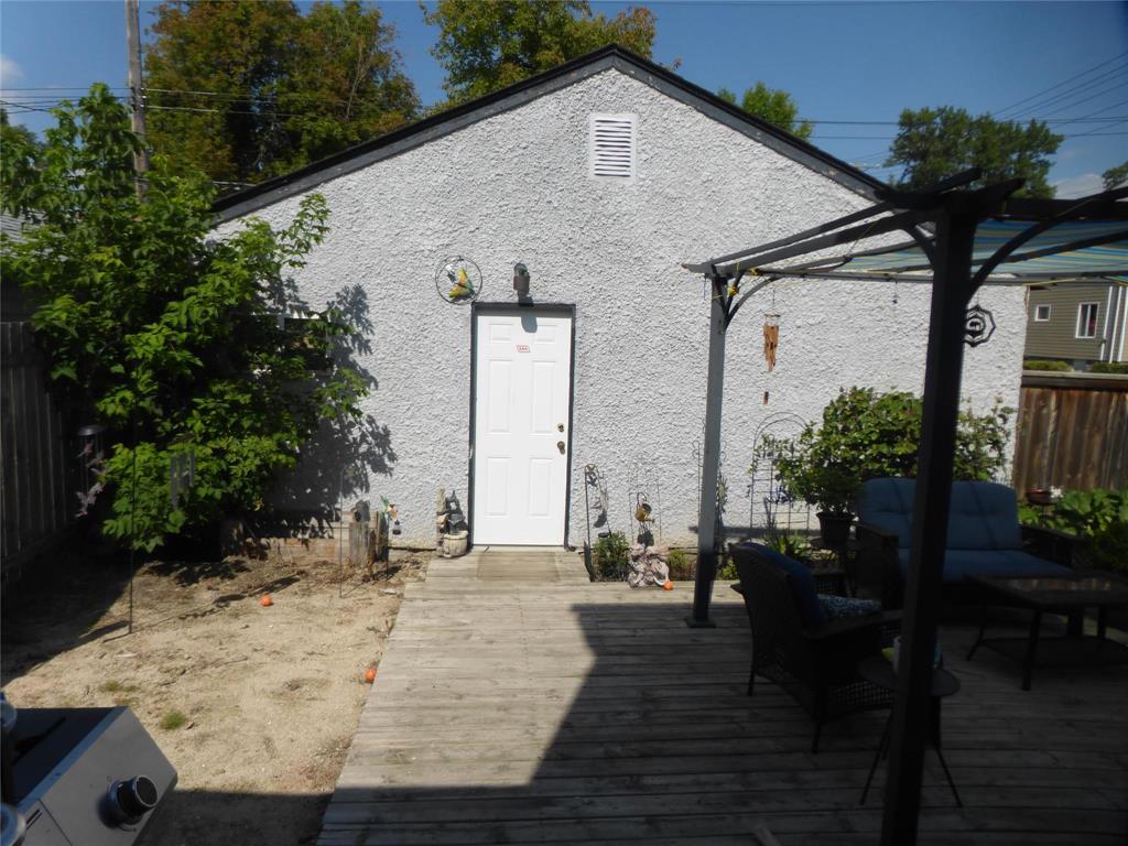 Photo 5 of 415 Bannerman Avenue, Winnipeg MB