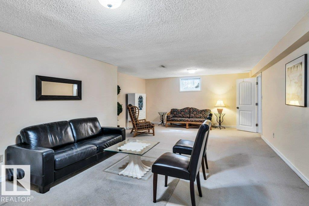Photo 34 of 9622 79 St Nw, Edmonton AB