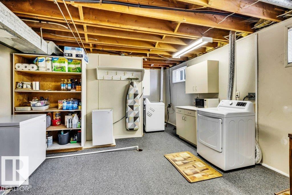 Photo 4 of 9622 79 St Nw, Edmonton AB