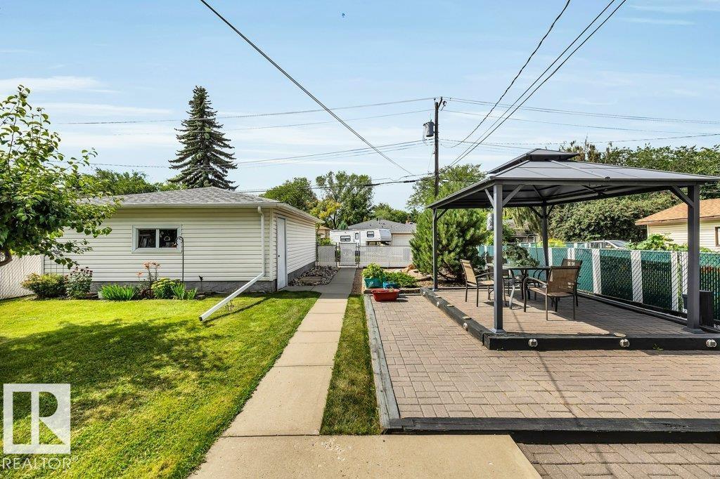 Photo 22 of 9622 79 St Nw, Edmonton AB