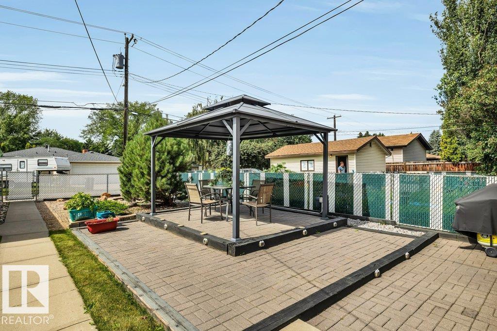 Photo 37 of 9622 79 St Nw, Edmonton AB