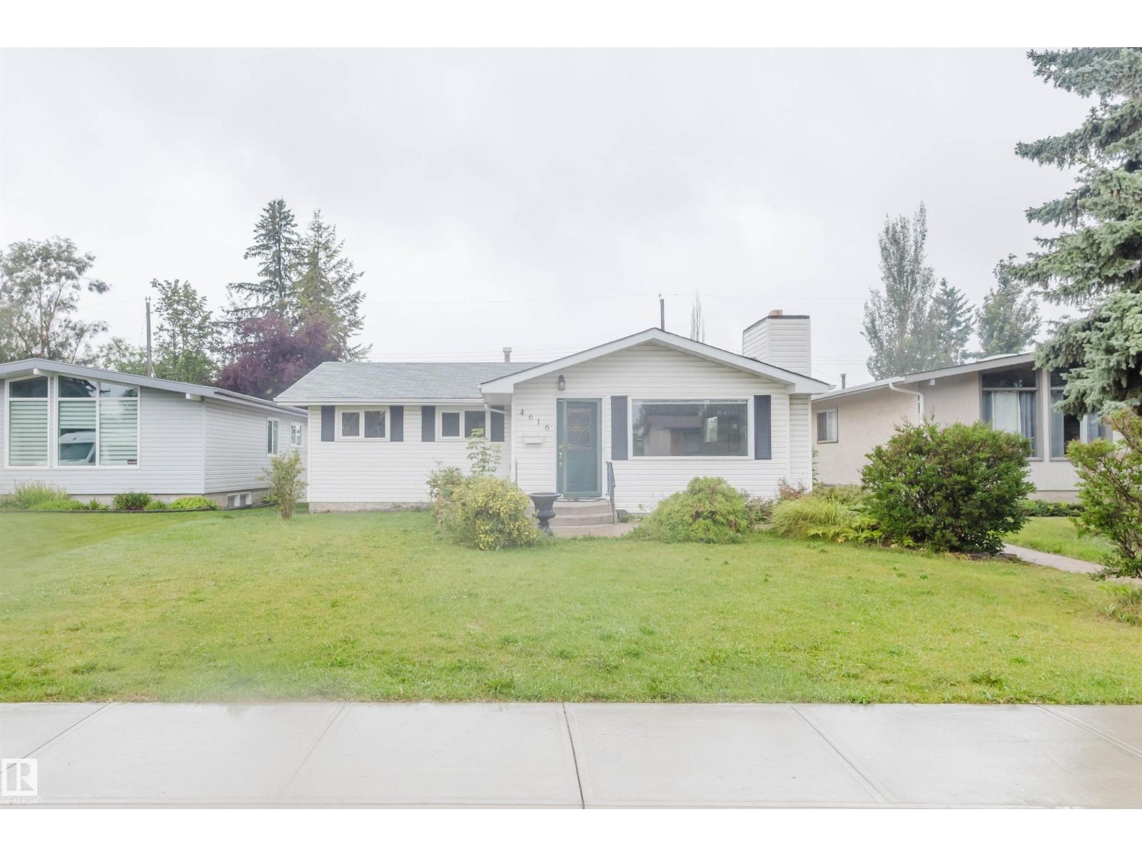 Photo 1 of 4616 111 A St Nw, Edmonton AB