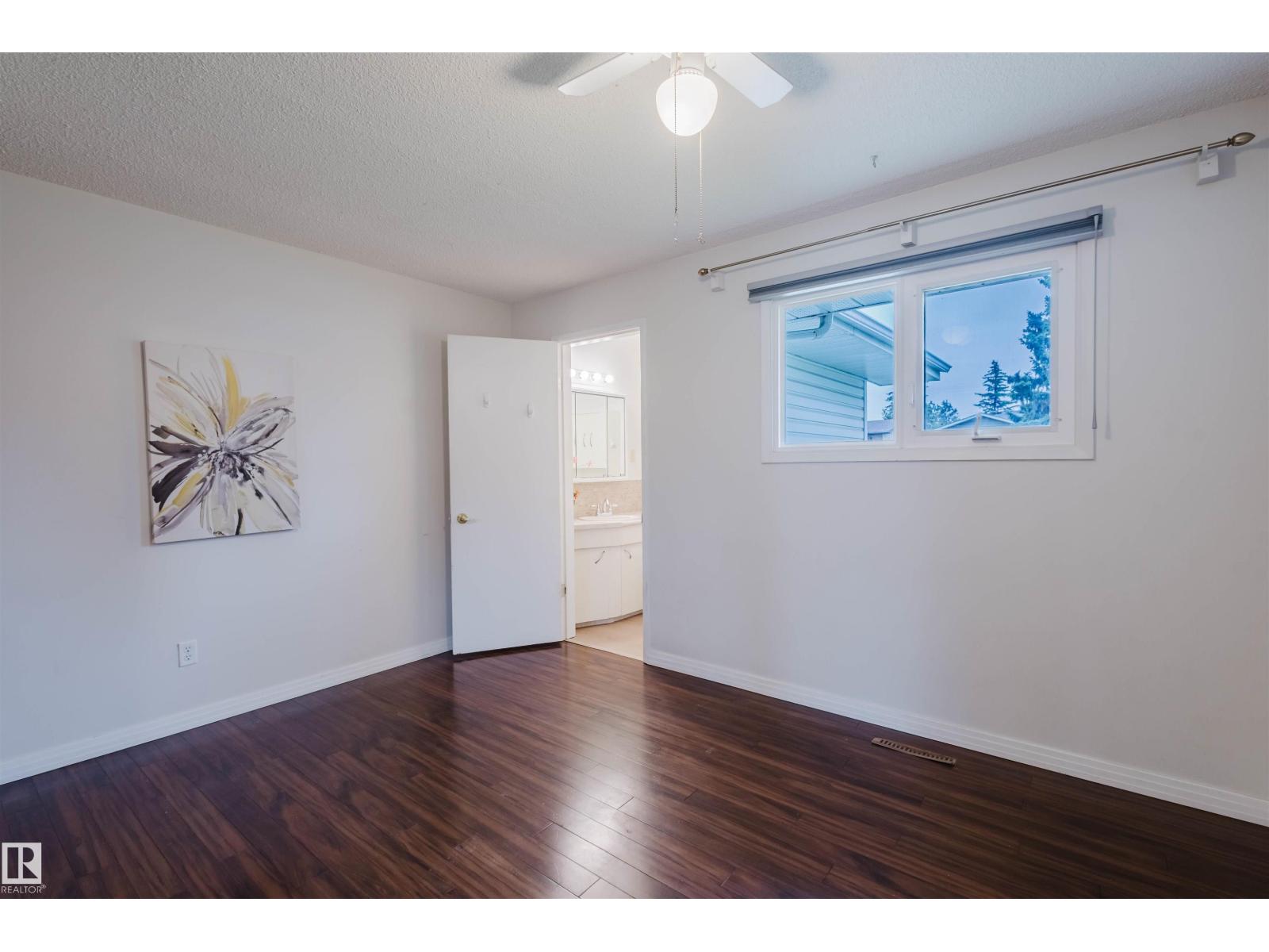 Photo 16 of 4616 111 A St Nw, Edmonton AB