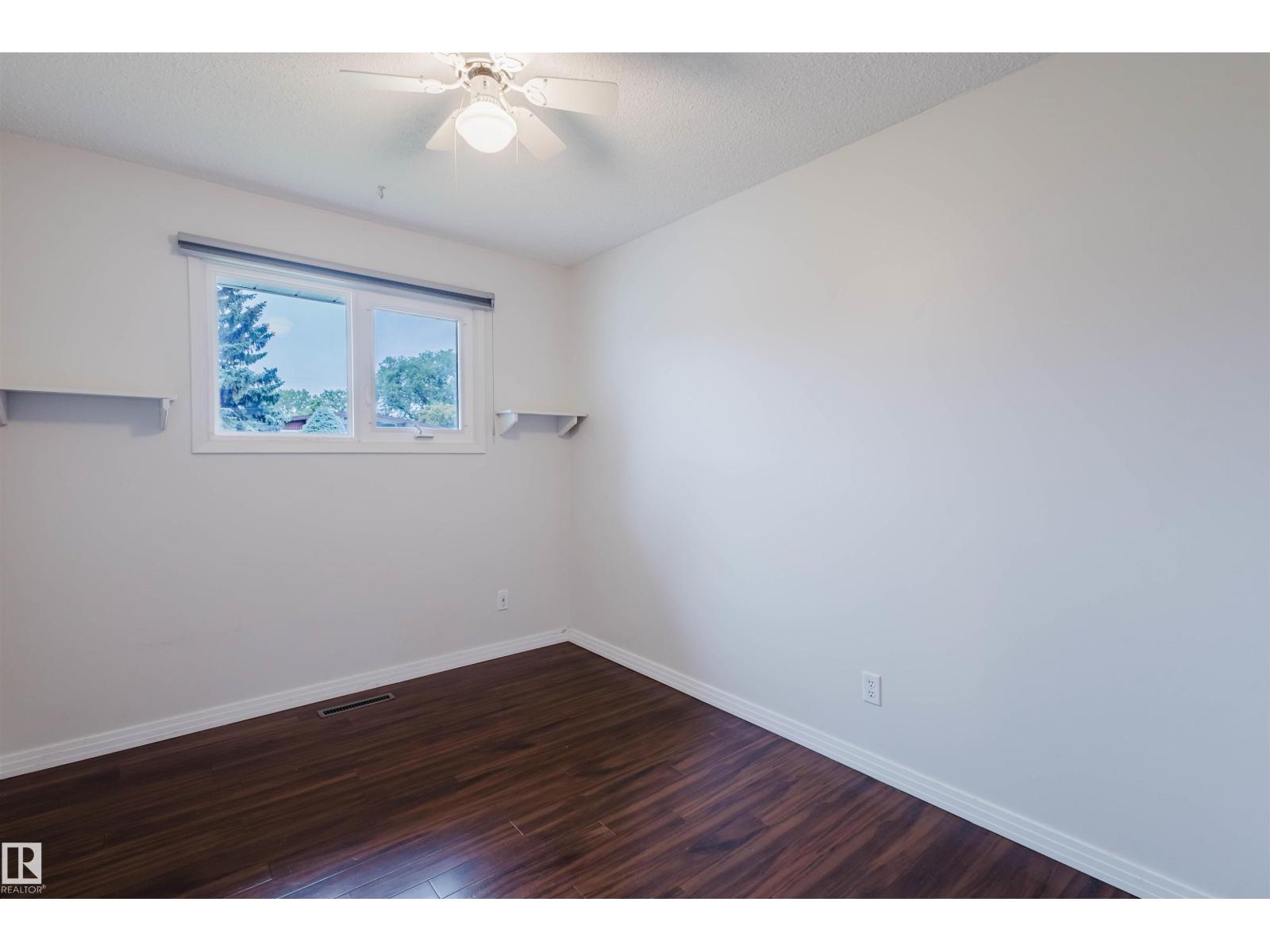 Photo 20 of 4616 111 A St Nw, Edmonton AB