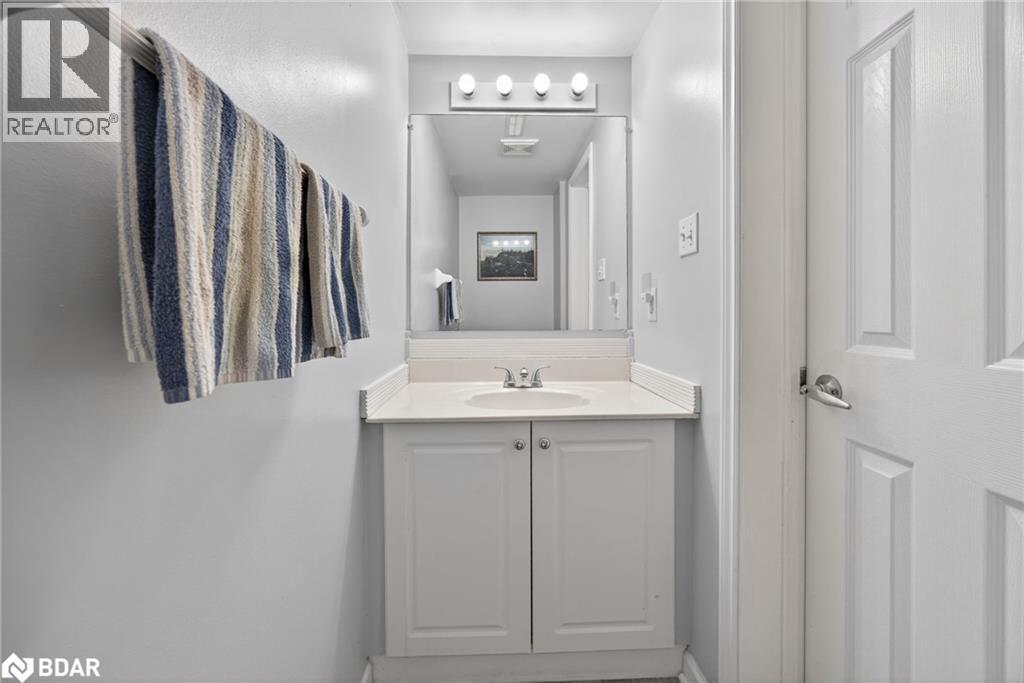 Photo 24 of 237 Ferndale Drive S Unit 1, Barrie ON