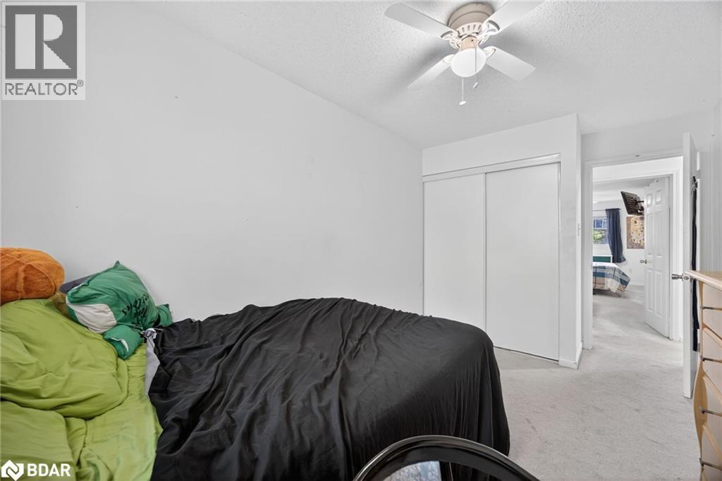 Photo 2 of 237 Ferndale Drive S Unit 1, Barrie ON