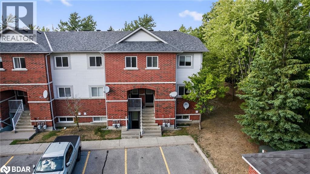Photo 30 of 237 Ferndale Drive S Unit 1, Barrie ON
