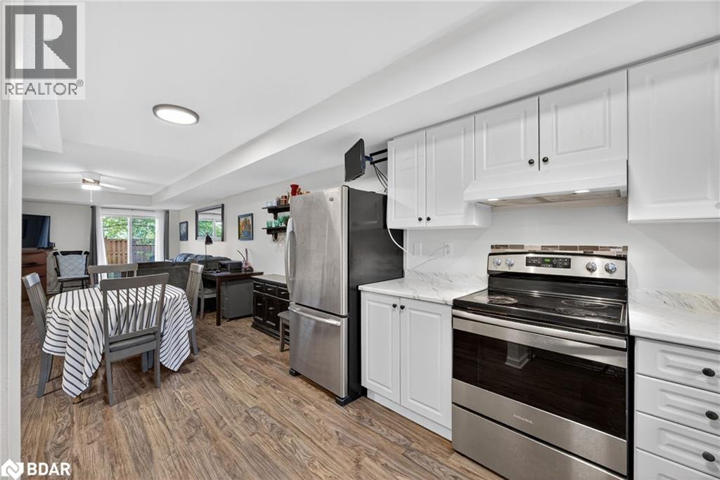 Photo 5 of 237 Ferndale Drive S Unit 1, Barrie ON