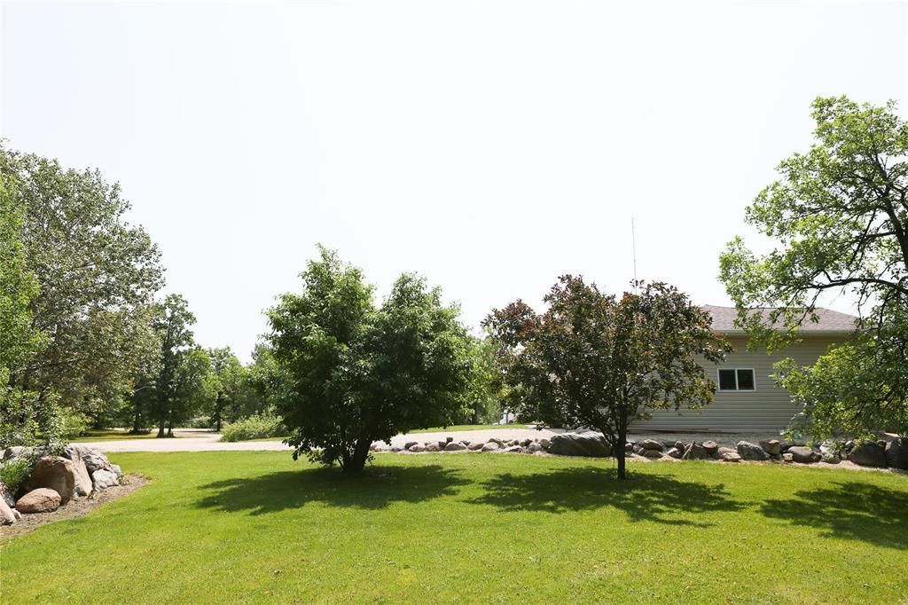 Photo 8 of 112 Cranberry Road, Mitchell MB