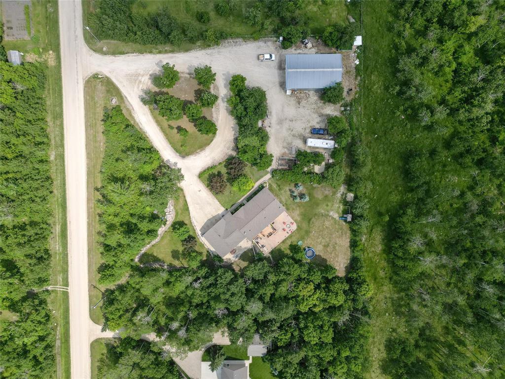 Photo 4 of 112 Cranberry Road, Mitchell MB