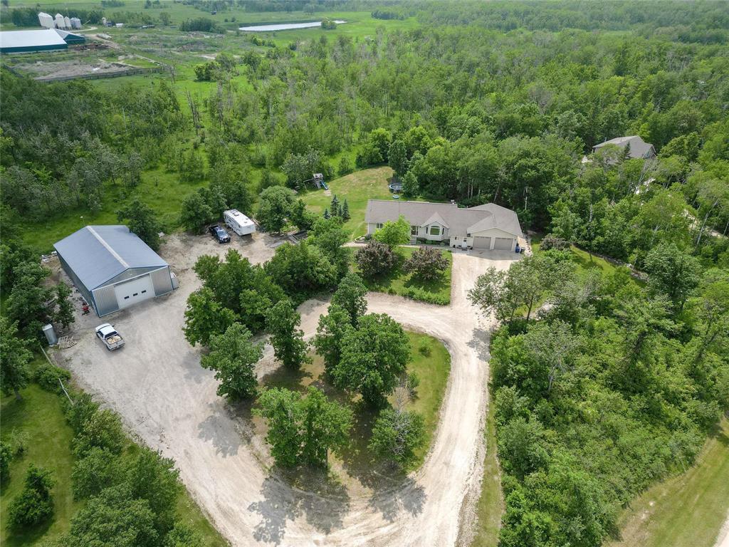Photo 21 of 112 Cranberry Road, Mitchell MB