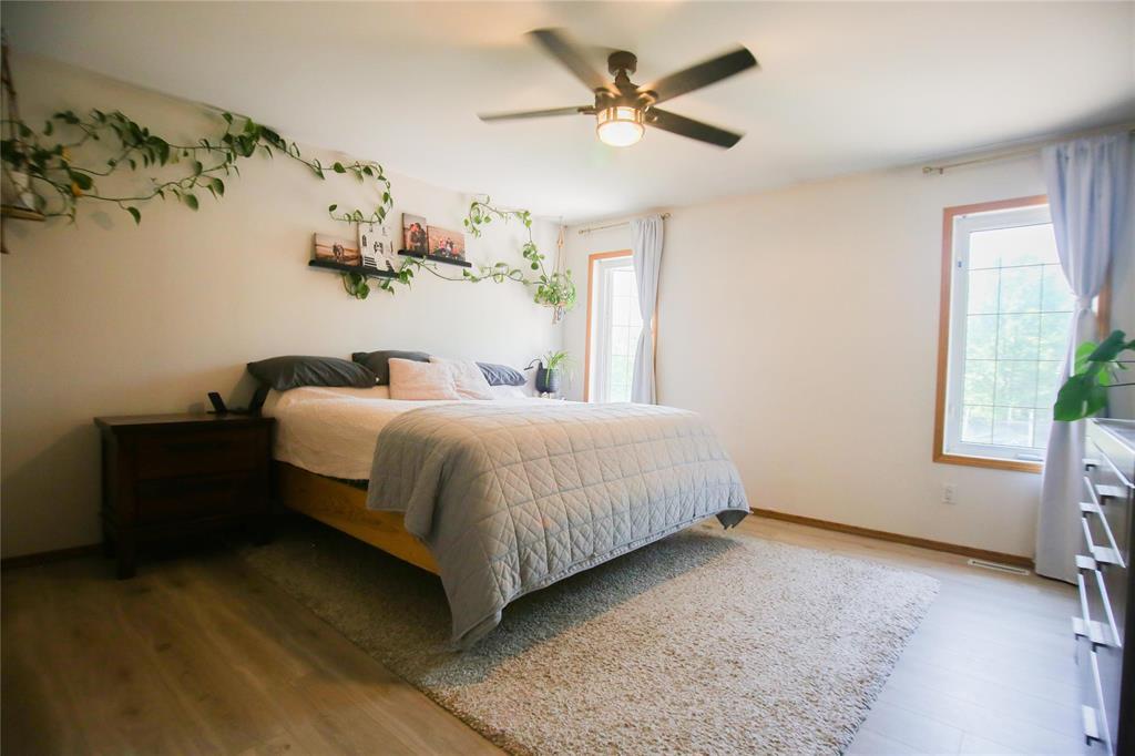 Photo 19 of 112 Cranberry Road, Mitchell MB