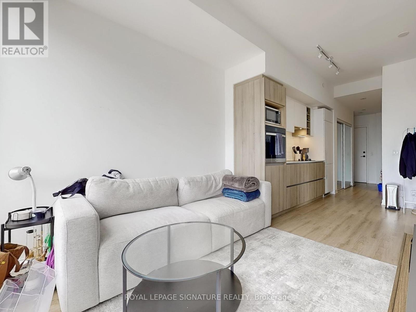 Photo 2 of 1006 319 Jarvis Street, Toronto ON