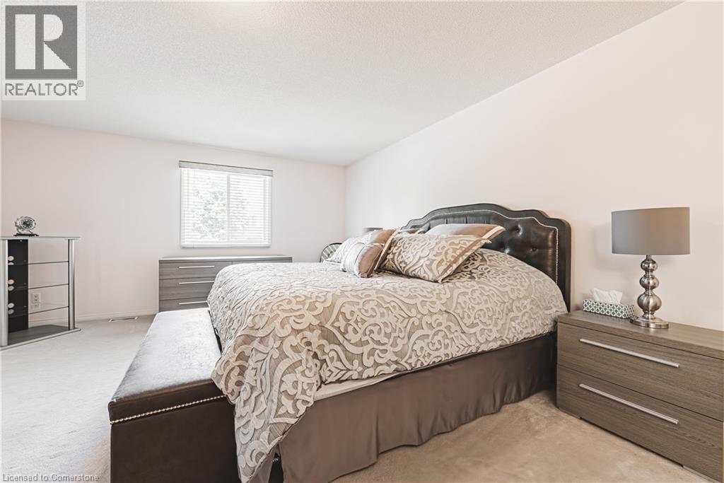 Photo 19 of 81 Jacqueline Boulevard, Hamilton ON