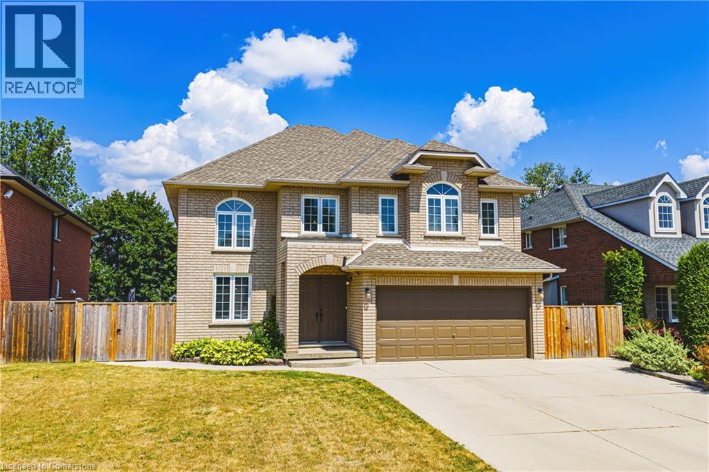 Photo 2 of 81 Jacqueline Boulevard, Hamilton ON