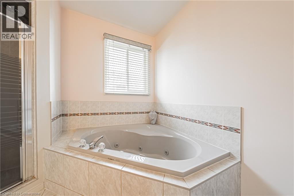 Photo 21 of 81 Jacqueline Boulevard, Hamilton ON