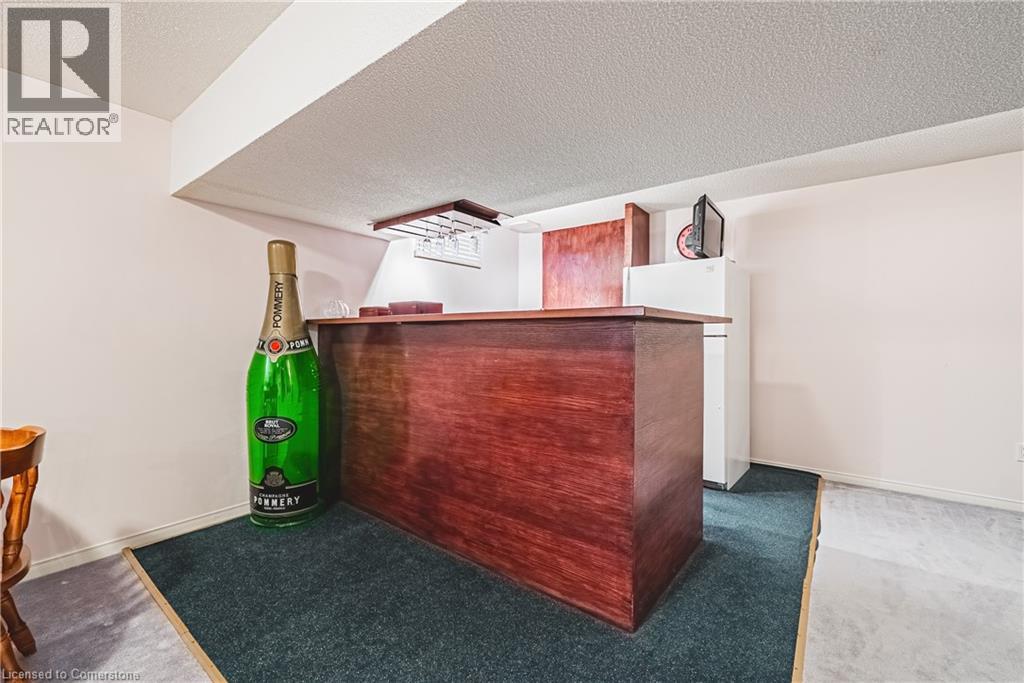 Photo 32 of 81 Jacqueline Boulevard, Hamilton ON