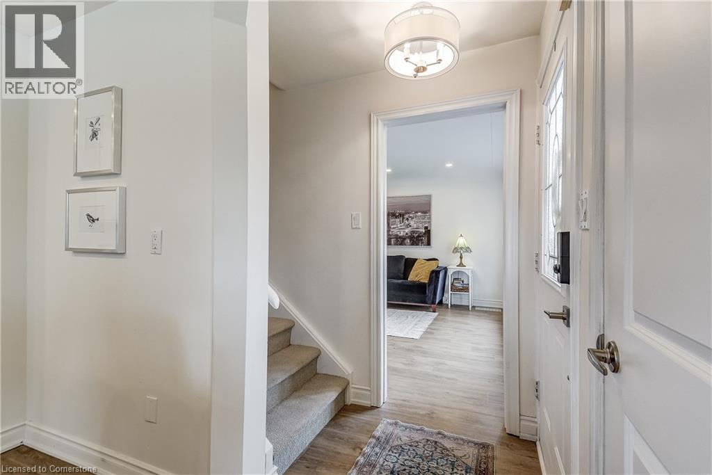 Photo 11 of 183 Nash Road N, Hamilton ON