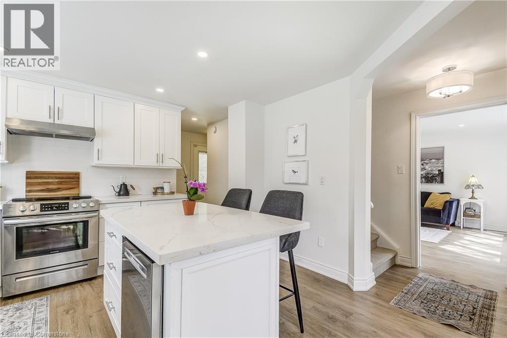 Photo 17 of 183 Nash Road N, Hamilton ON