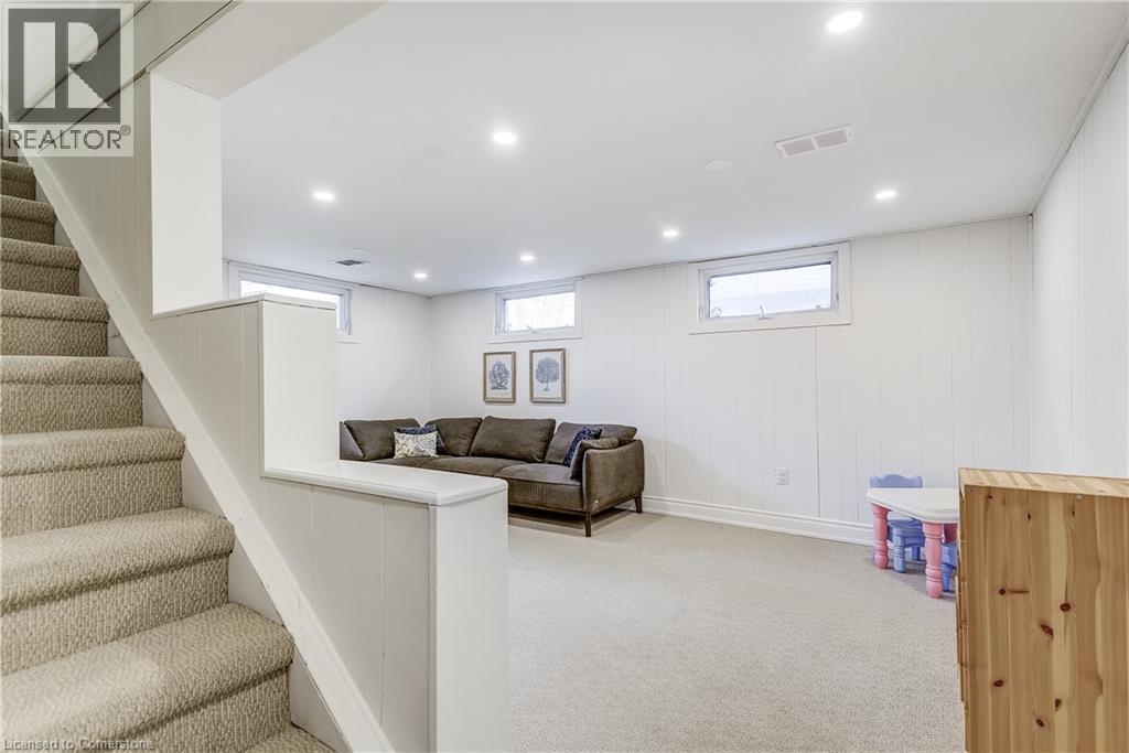 Photo 32 of 183 Nash Road N, Hamilton ON