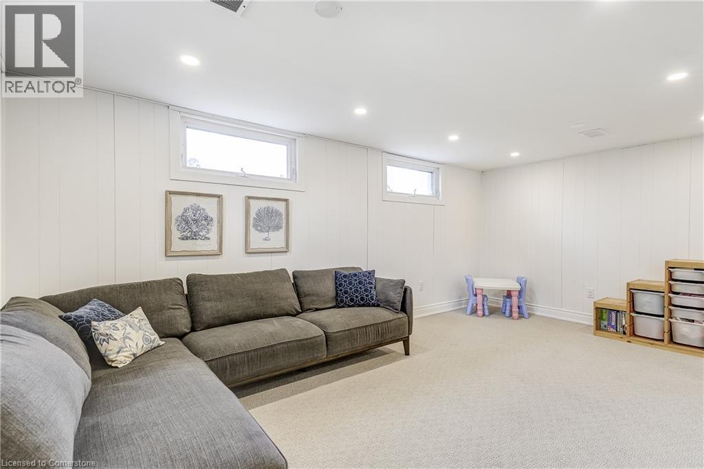 Photo 35 of 183 Nash Road N, Hamilton ON