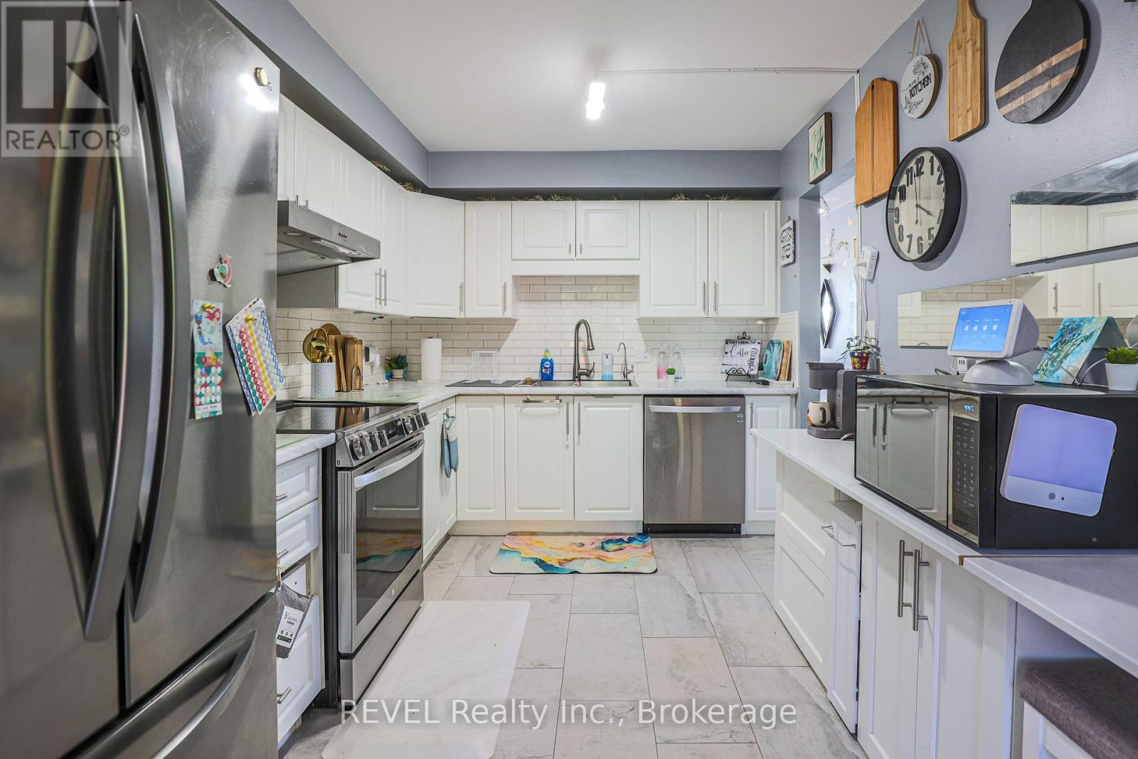Photo 10 of 28 Dodds Court, Fort Erie ON