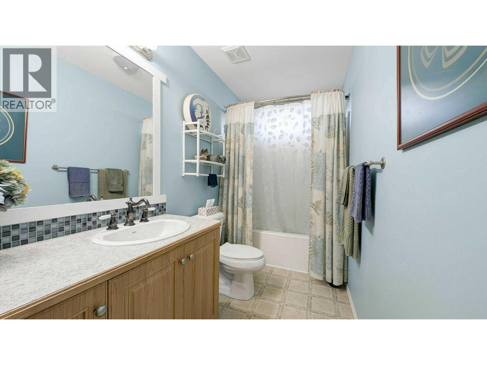 36 Pinewood Avenue, Cranbrook