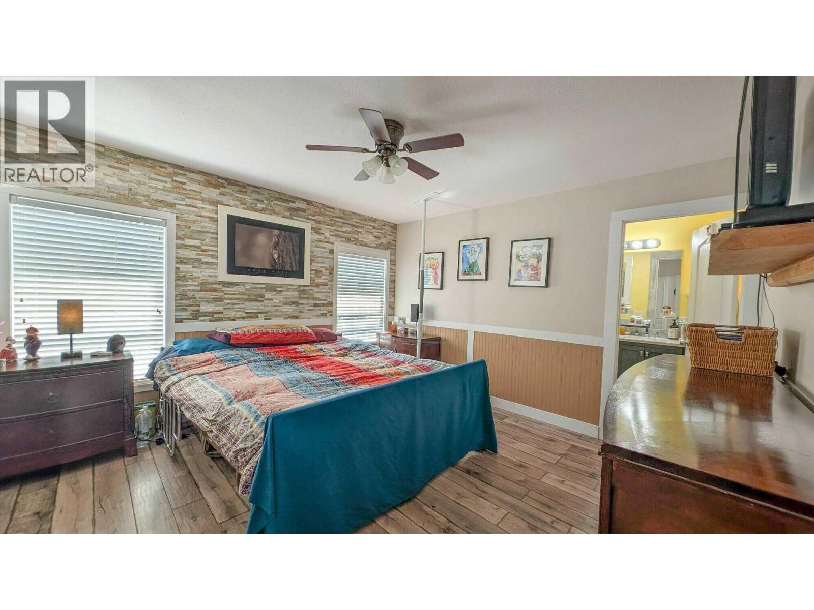 36 Pinewood Avenue, Cranbrook