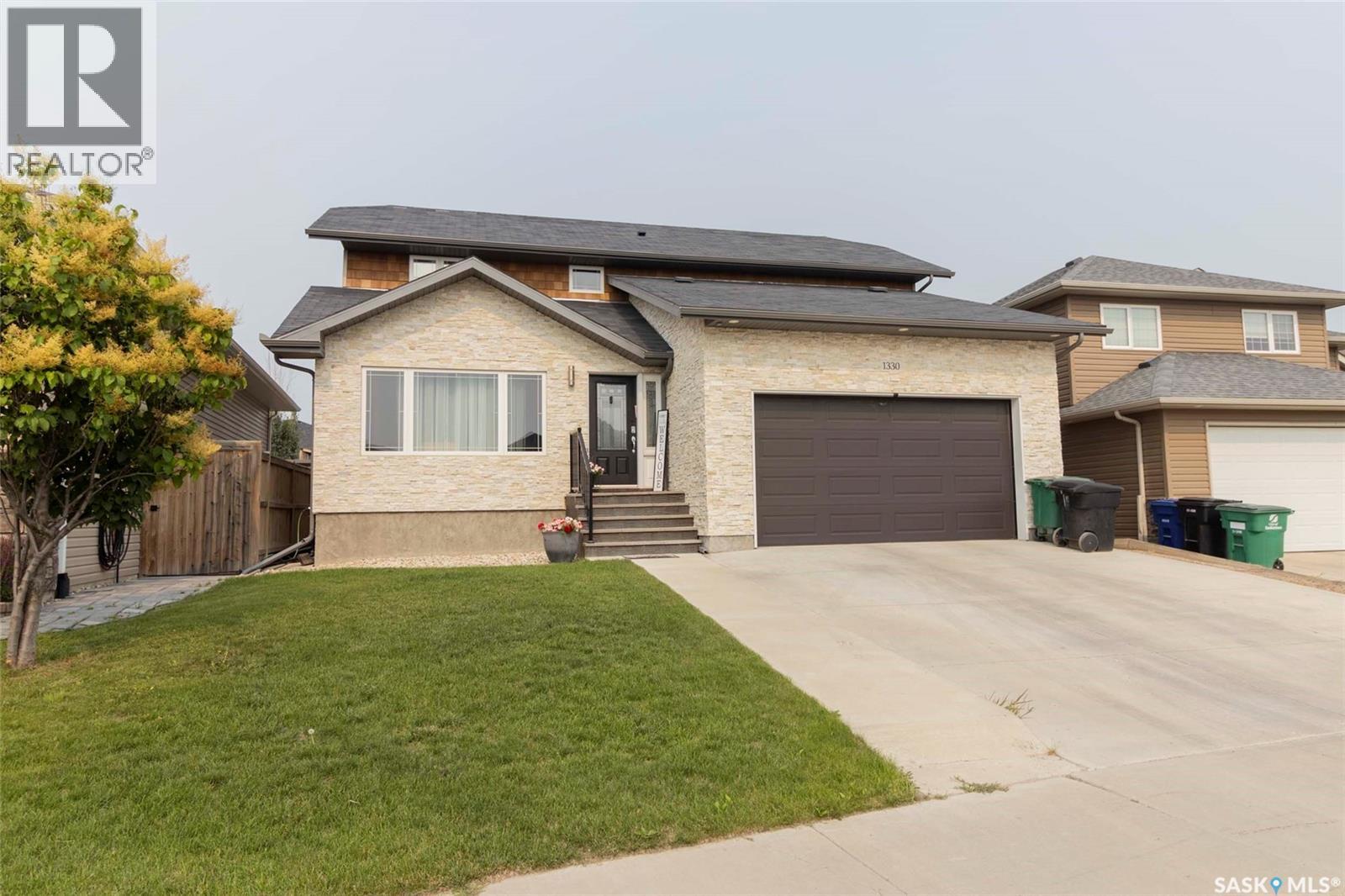 Photo 15 of 1330 Stensrud Road, Saskatoon SK