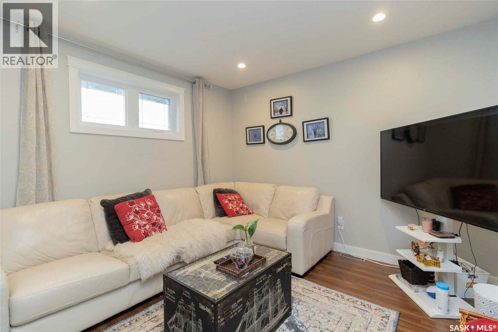 Photo 3 of 1330 Stensrud Road, Saskatoon SK