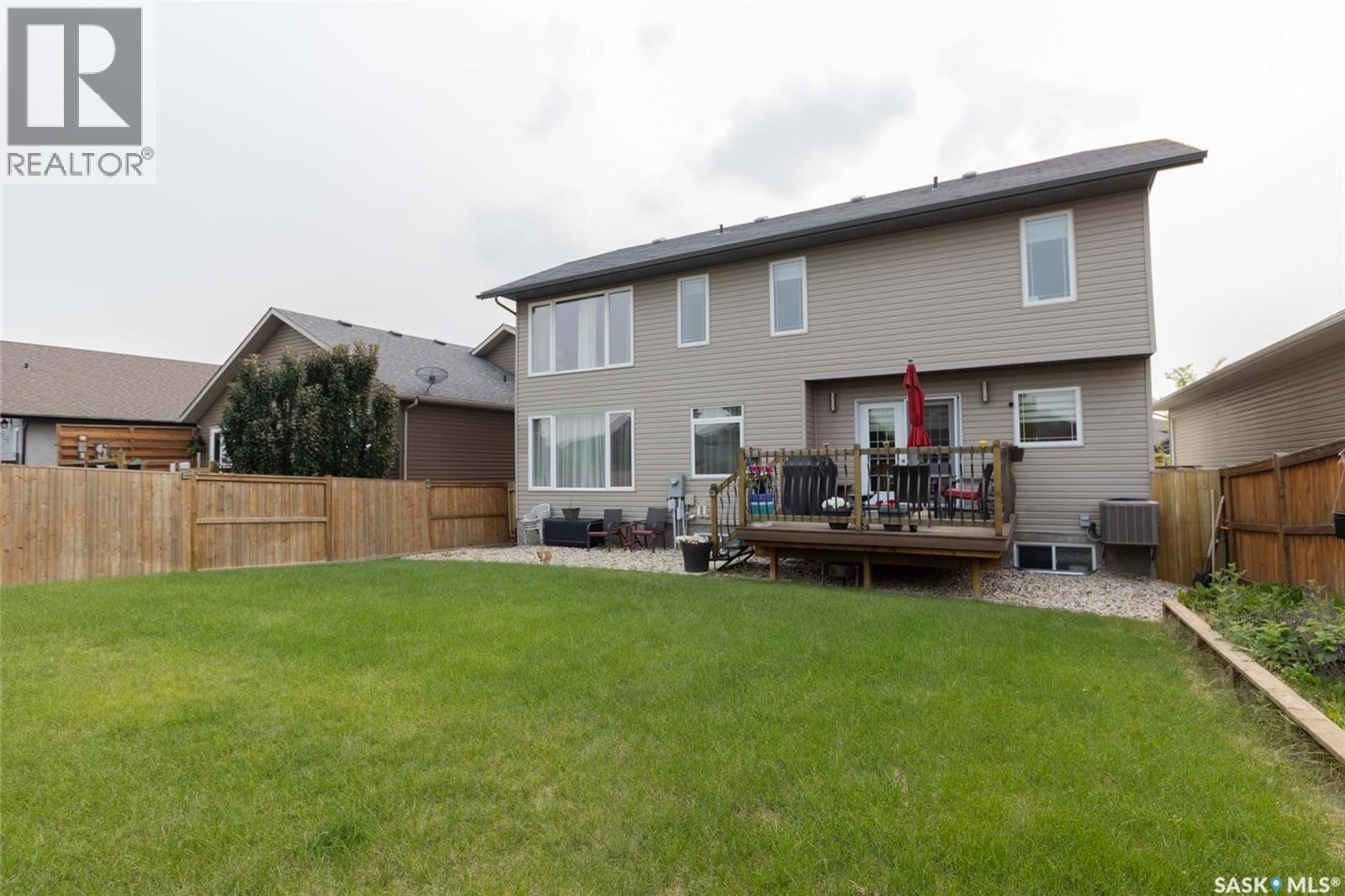 Photo 11 of 1330 Stensrud Road, Saskatoon SK