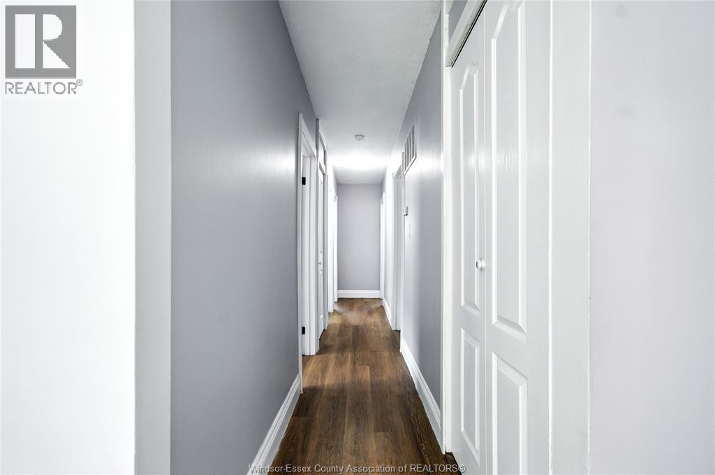 Photo 9 of 3752 Blackburn Court, Windsor ON