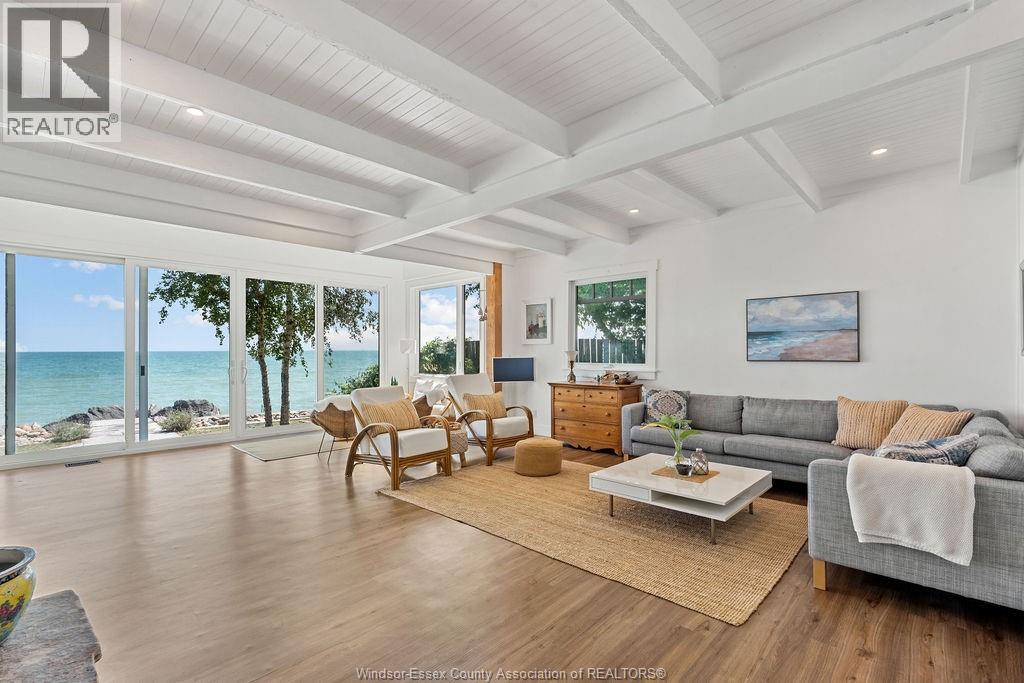 Photo 14 of 1295 Heritage Road, Kingsville ON