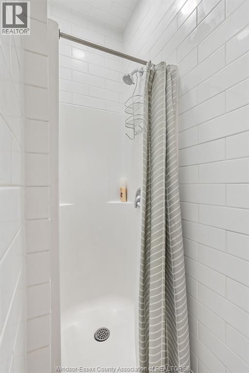 Photo 23 of 1295 Heritage Road, Kingsville ON