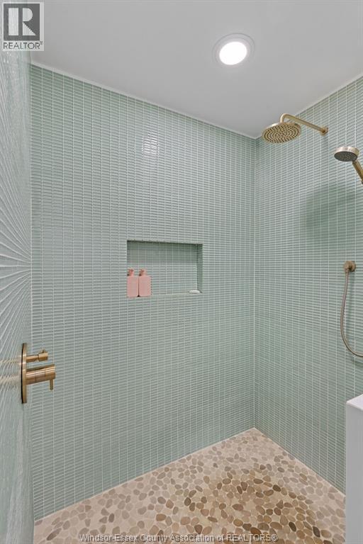 Photo 30 of 1295 Heritage Road, Kingsville ON