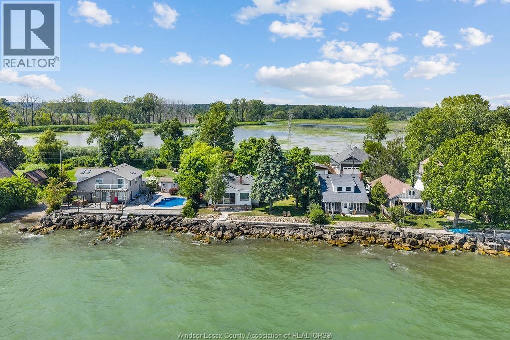 Photo 41 of 1295 Heritage Road, Kingsville ON