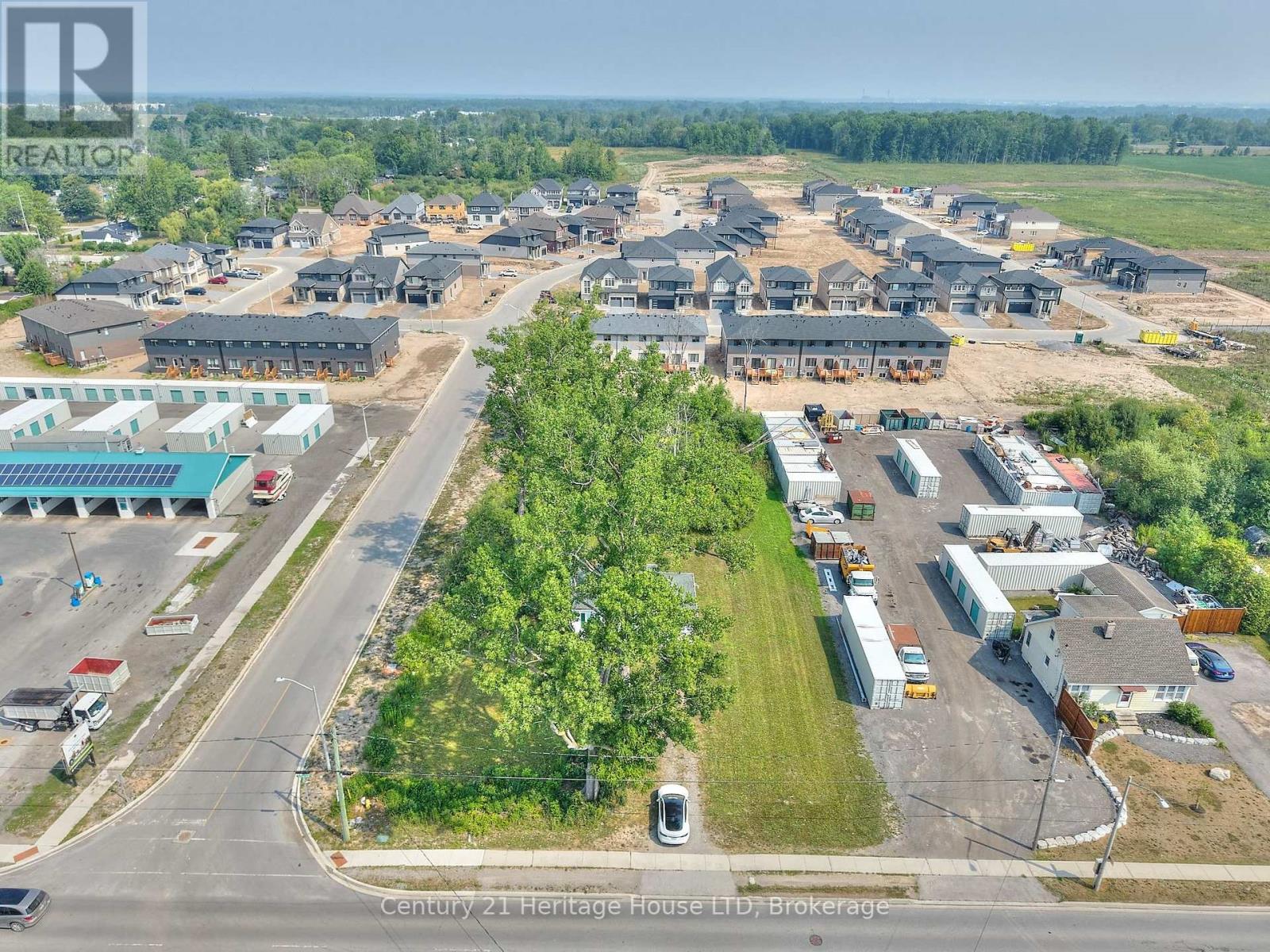 Photo 3 of 938 Garrison Road, Fort Erie ON