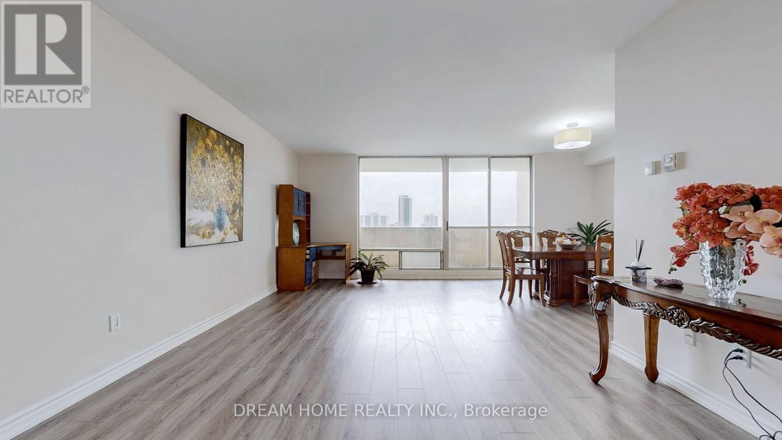 Photo 31 of 1815 5 Massey Square, Toronto ON