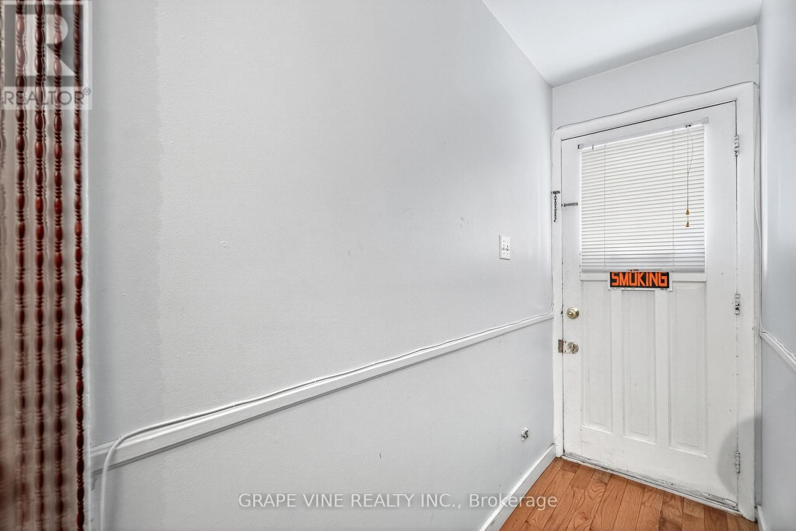 Photo 33 of 1098 Clyde Avenue, Ottawa ON