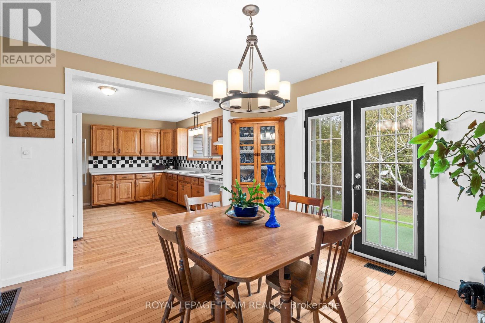 Photo 14 of 2915 County Rd 20 Road, North Grenville ON