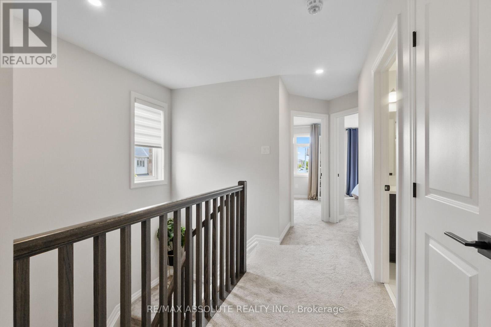 Photo 24 of 243 Overberg Way, Ottawa ON