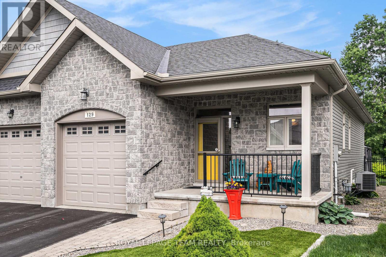 Photo 16 of 129 Tradewinds Crescent, North Grenville ON