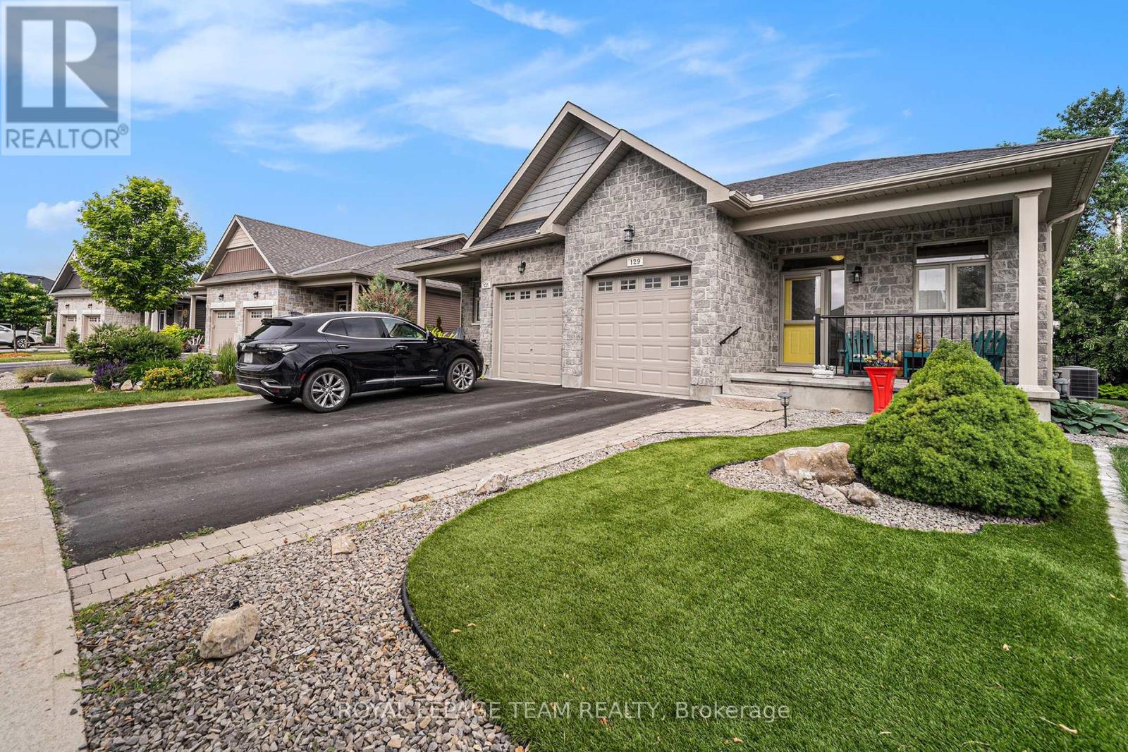 Photo 26 of 129 Tradewinds Crescent, North Grenville ON