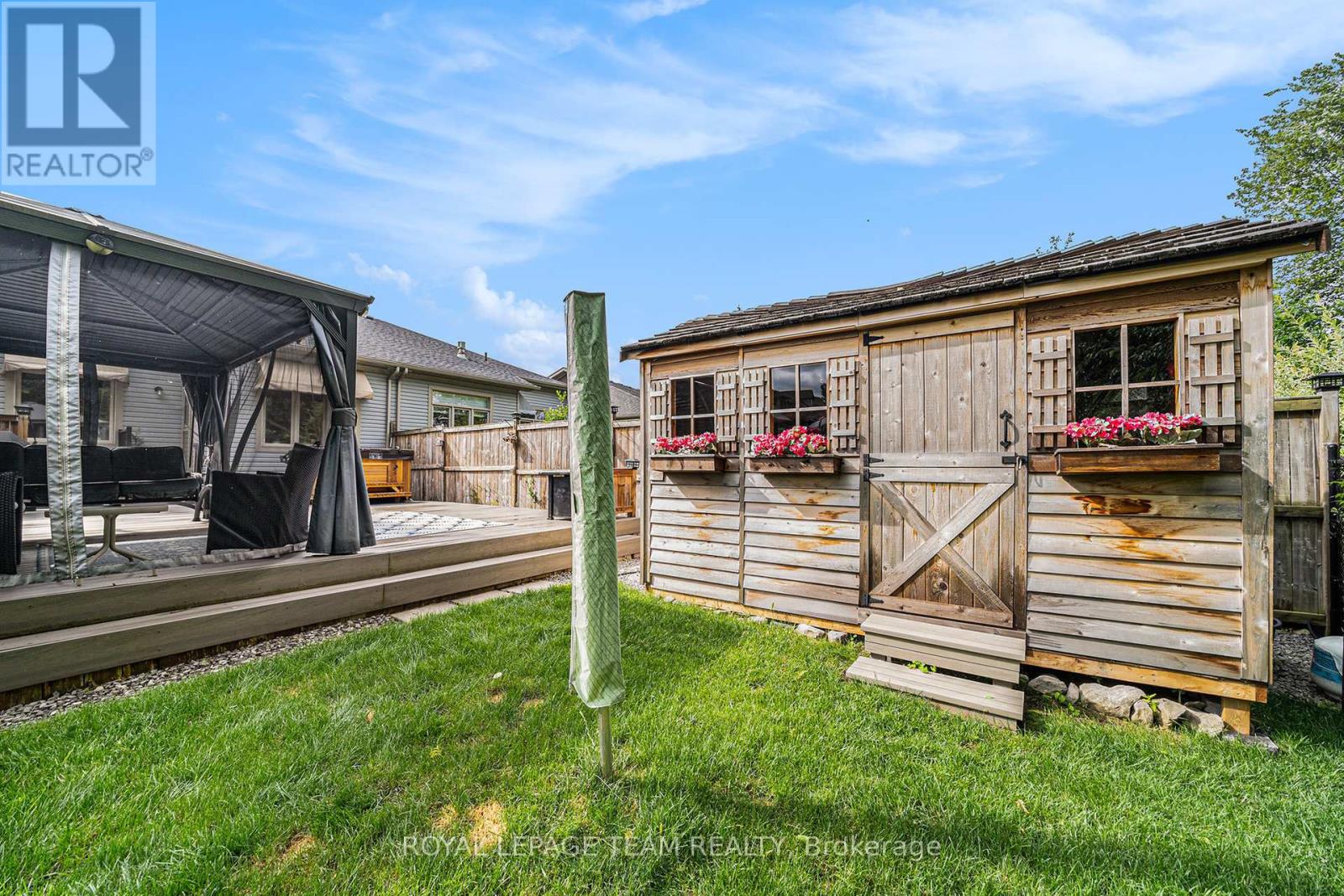 Photo 23 of 129 Tradewinds Crescent, North Grenville ON