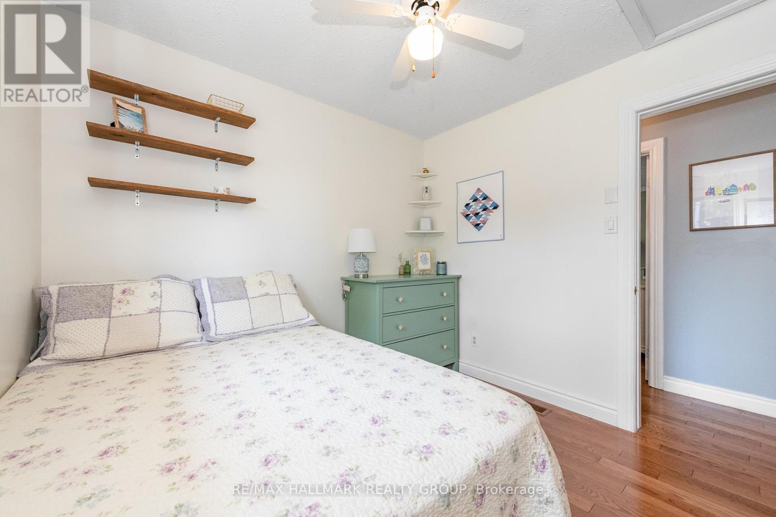 Photo 13 of 7895 Popham Street, Ottawa ON