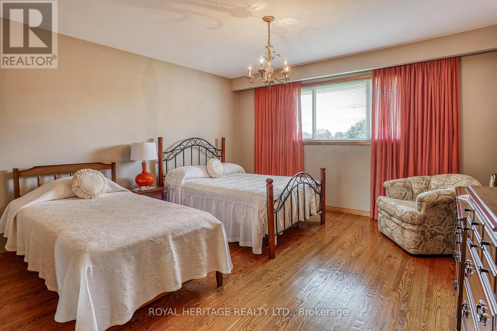 Photo 15 of 46 Garrard Road, Whitby ON