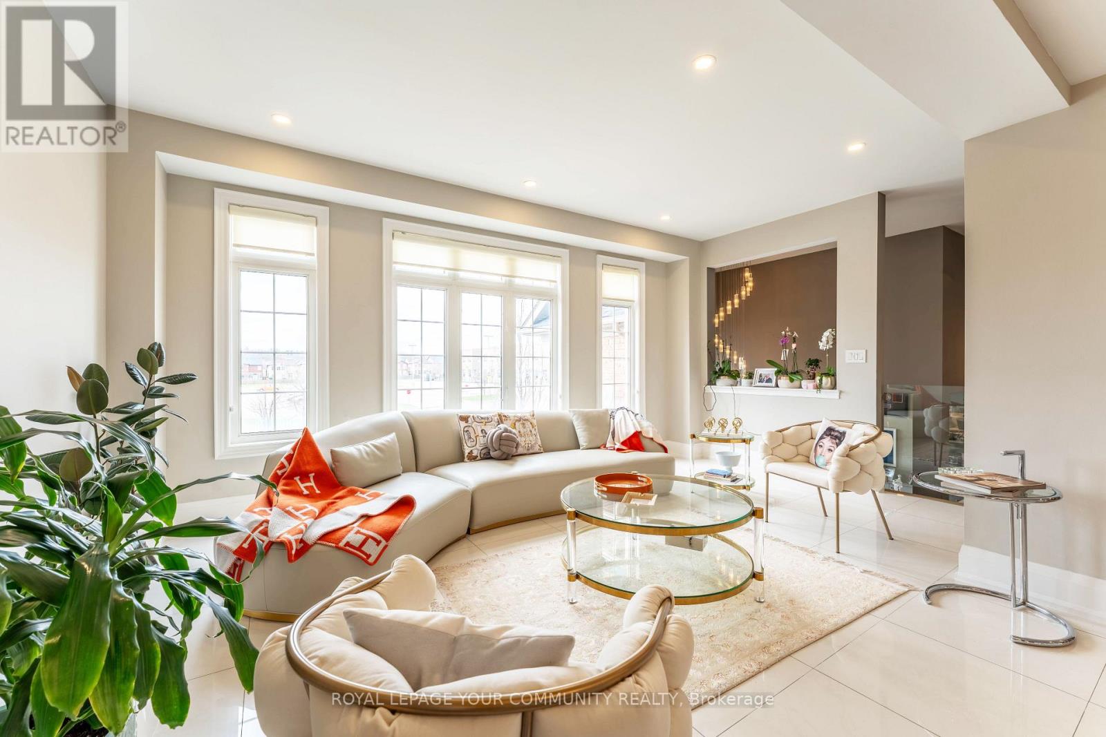 Photo 8 of 339 Thomas Cook Avenue, Vaughan ON