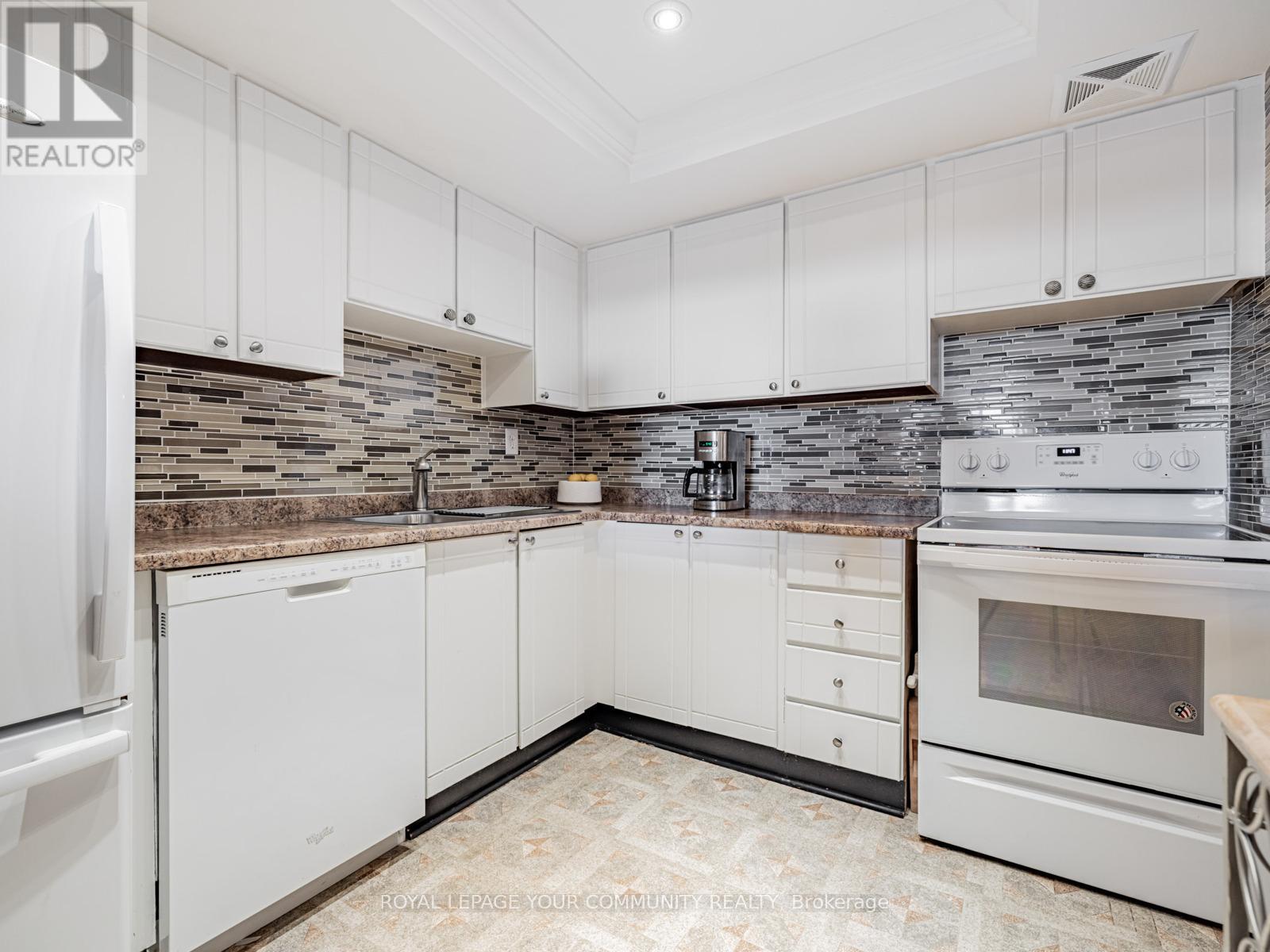Photo 19 of 508 7811 Yonge Street, Markham ON