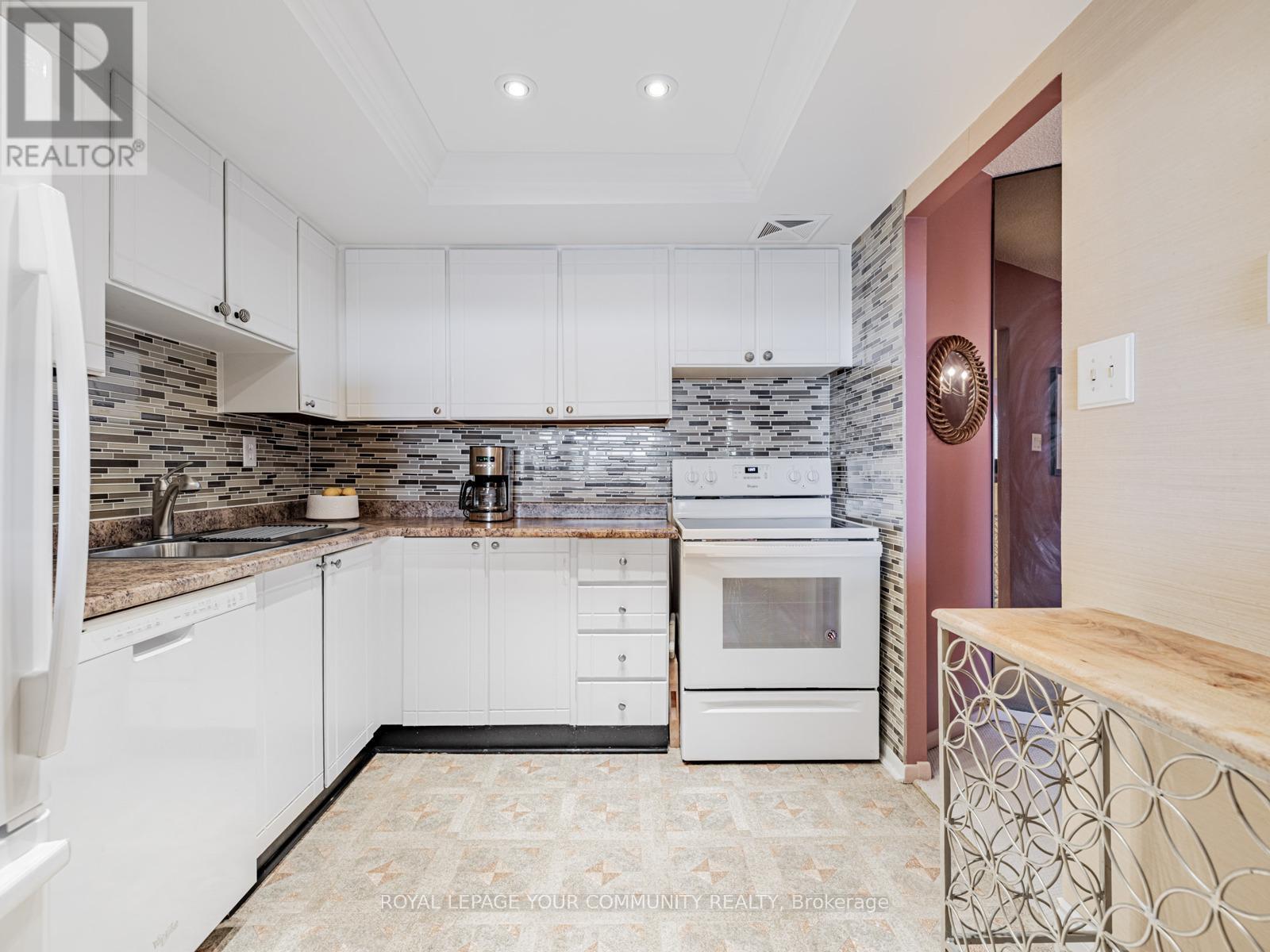 Photo 28 of 508 7811 Yonge Street, Markham ON