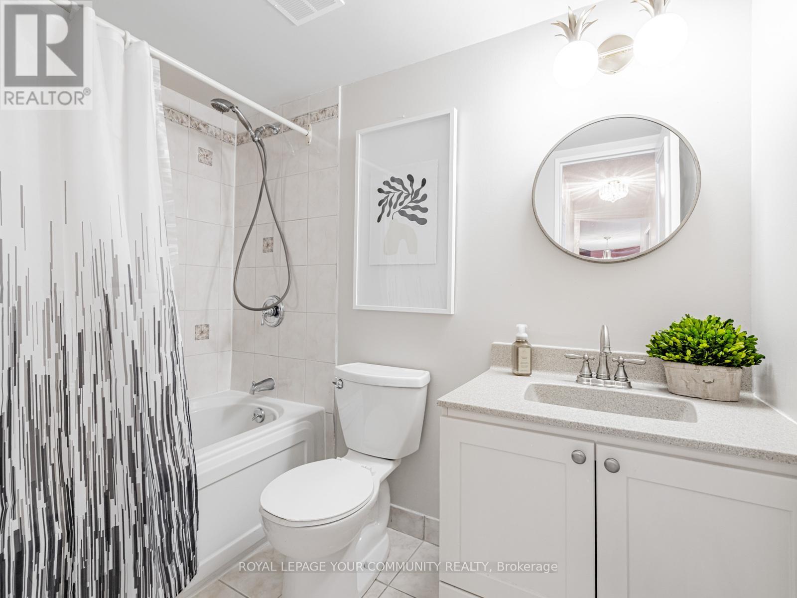 Photo 8 of 508 7811 Yonge Street, Markham ON